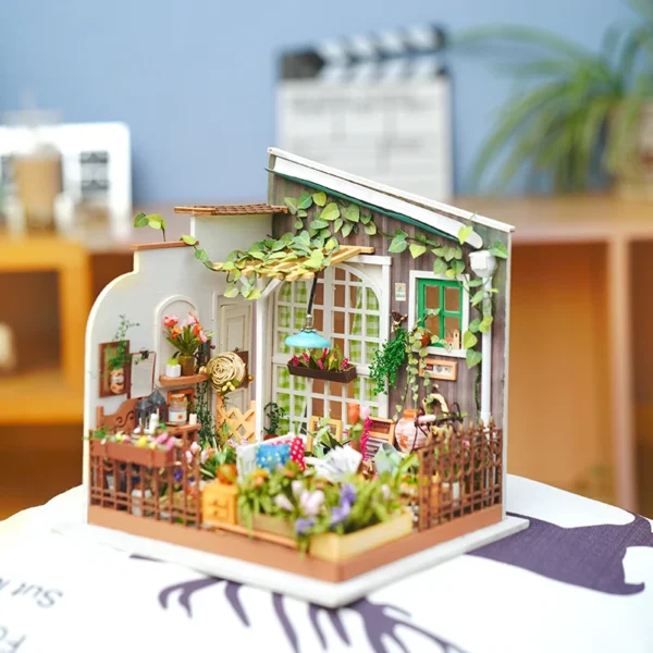 Robotime DIY House con Muebles – Sala de Estudio & Café