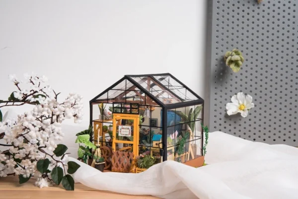 Robotime DIY House con Muebles – Sala de Estudio & Café